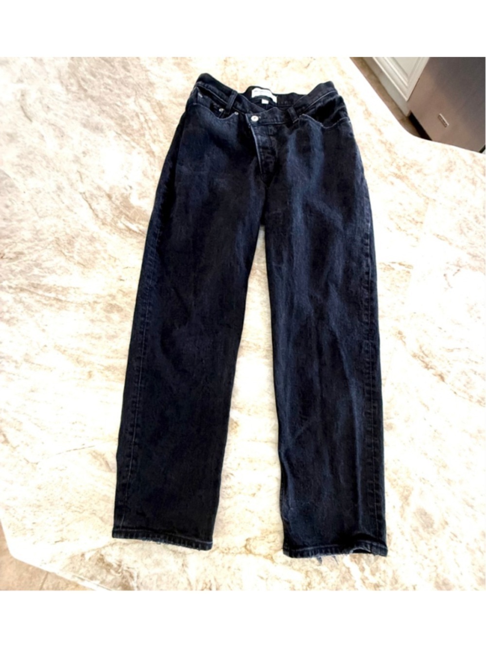 Abercrombie & Fitch Black High Rise Dad Jeans 27, angled button fly. Wide leg,
